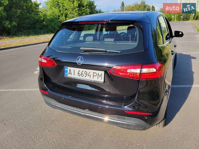 Хэтчбек Mercedes-Benz B-Class 2019 в Киеве