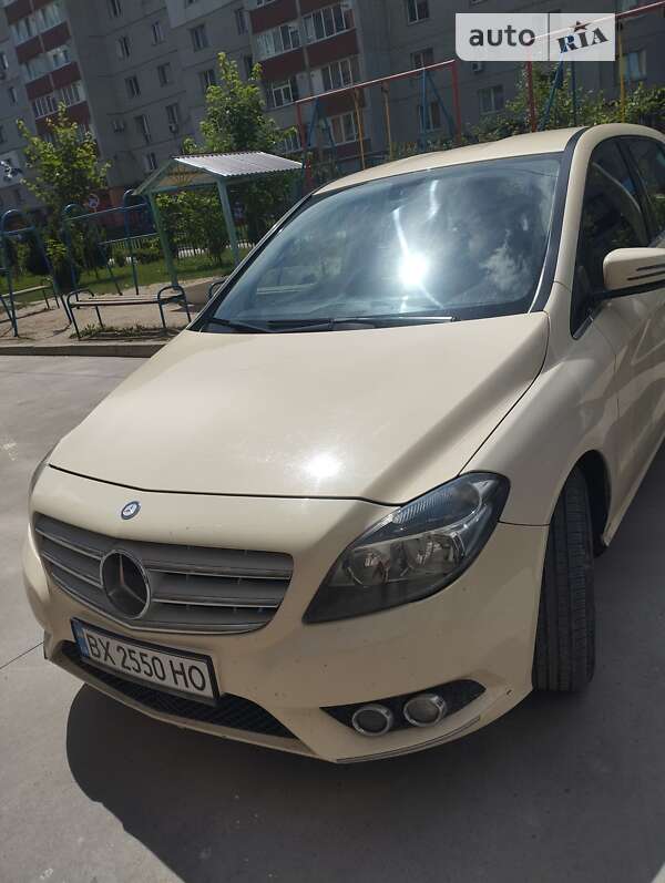 Хэтчбек Mercedes-Benz B-Class 2012 в Хмельницком