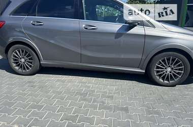 Хетчбек Mercedes-Benz B-Class 2015 в Чернівцях