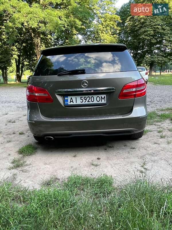 Хетчбек Mercedes-Benz B-Class 2012 в Яготині