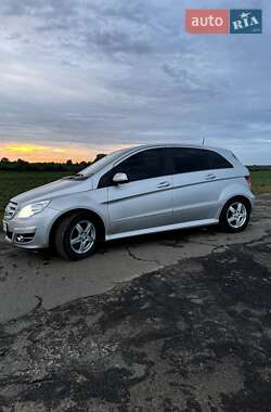 Хетчбек Mercedes-Benz B-Class 2011 в Володимирці