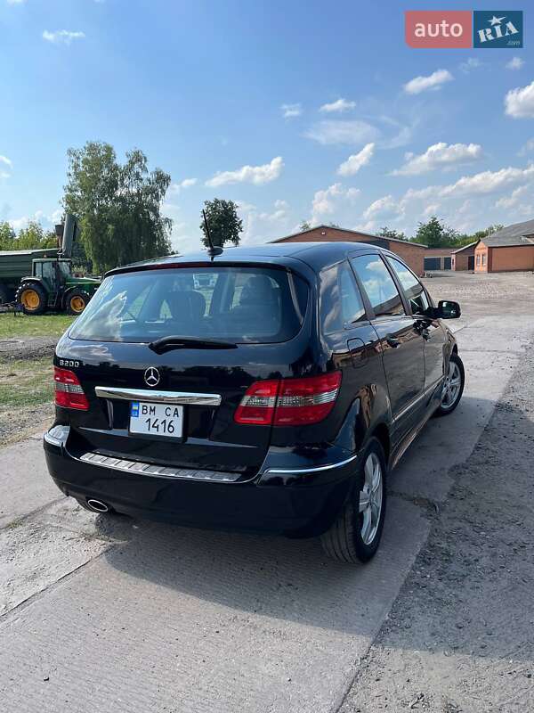 Хэтчбек Mercedes-Benz B-Class 2010 в Ромнах