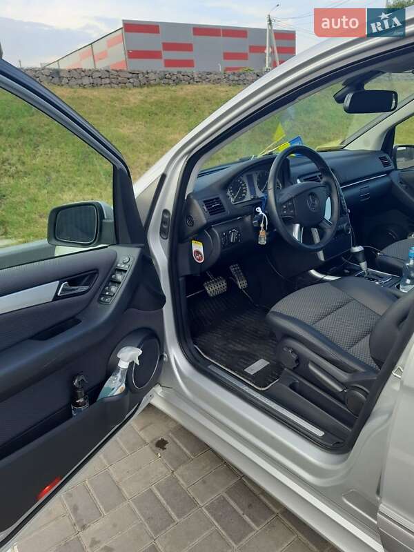 Хэтчбек Mercedes-Benz B-Class 2009 в Киеве