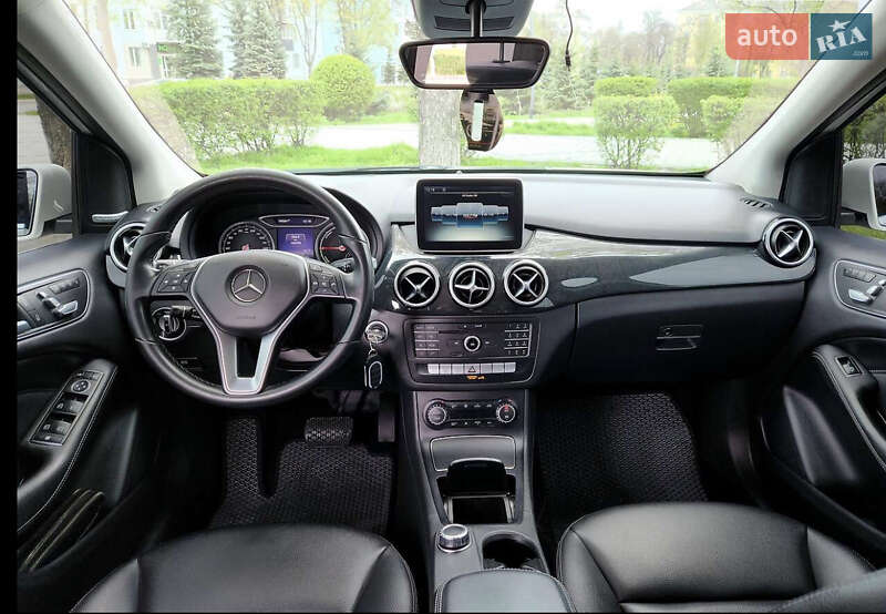Хетчбек Mercedes-Benz B-Class 2015 в Краматорську