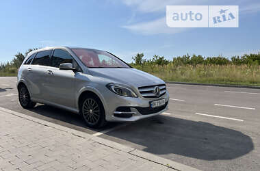 Хэтчбек Mercedes-Benz B-Class 2015 в Ровно