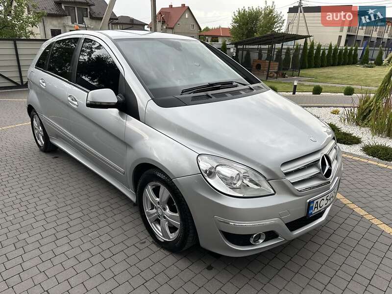 Хэтчбек Mercedes-Benz B-Class 2010 в Владимире