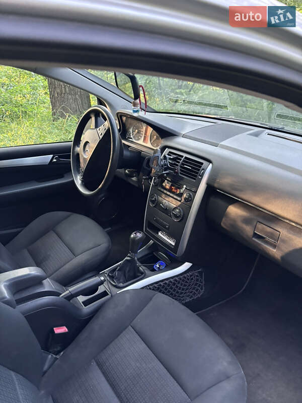 Хэтчбек Mercedes-Benz B-Class 2006 в Житомире