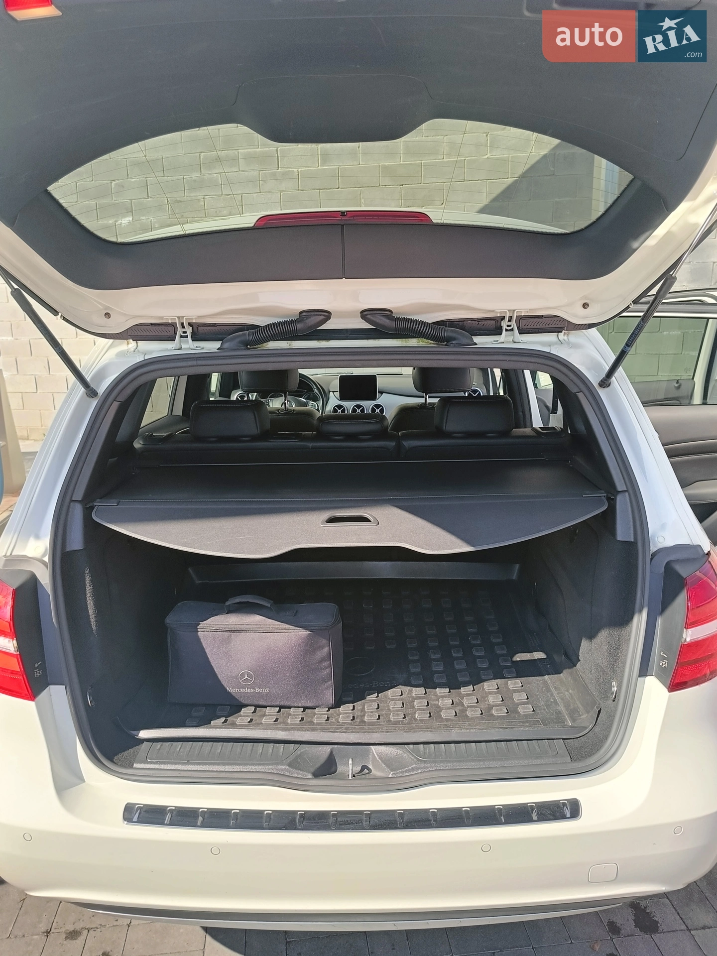 Mercedes-Benz B-Class 2016 VIN WDD2428901J011339 фото оголошення 21 з 23