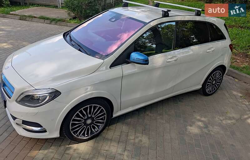 Mercedes-Benz B-Class 2015