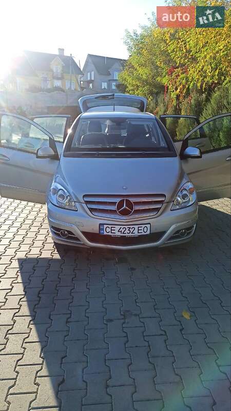 Хэтчбек Mercedes-Benz B-Class 2010 в Кицмани