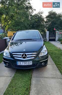 Хэтчбек Mercedes-Benz B-Class 2011 в 