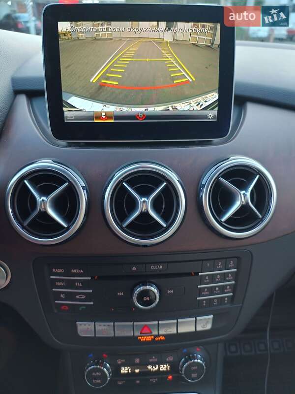 Хэтчбек Mercedes-Benz B-Class 2016 в Одессе фото 6 Хэтчбек Mercedes-Benz B-Class 2016 в Одессе