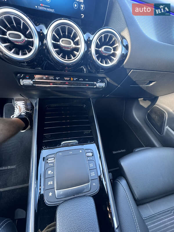 Хэтчбек Mercedes-Benz B-Class 2020 в Житомире
