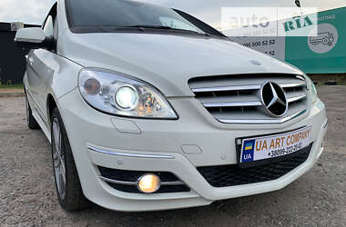 Хэтчбек Mercedes-Benz B-Class 2011 в Киеве