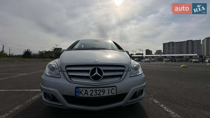 Хэтчбек Mercedes-Benz B-Class 2009 в Киеве