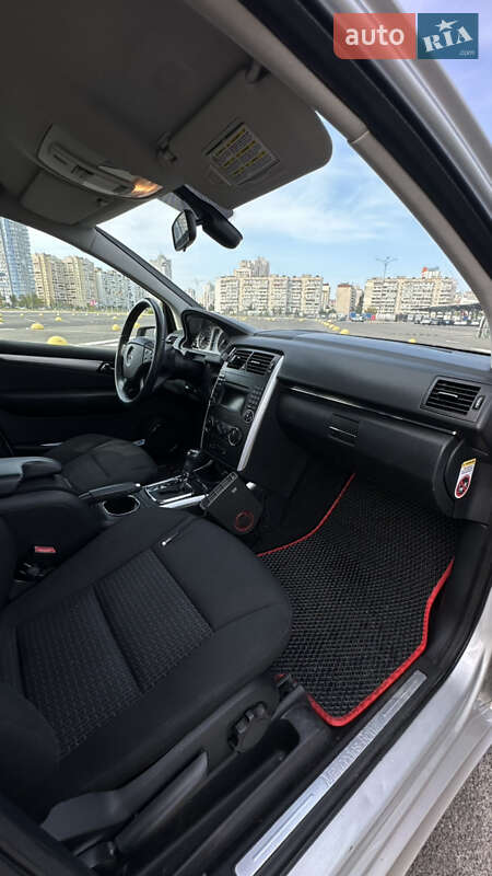 Хэтчбек Mercedes-Benz B-Class 2009 в Киеве