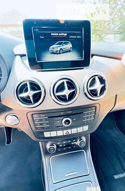 Хэтчбек Mercedes-Benz B-Class 2015 в 