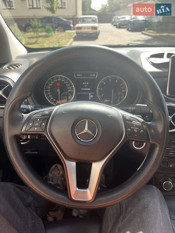 Хэтчбек Mercedes-Benz B-Class 2014 в Ужгороде