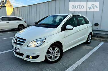 Хэтчбек Mercedes-Benz B-Class 2011 в Киеве