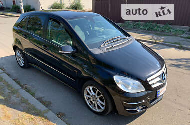 Хэтчбек Mercedes-Benz B-Class 2010 в Киеве