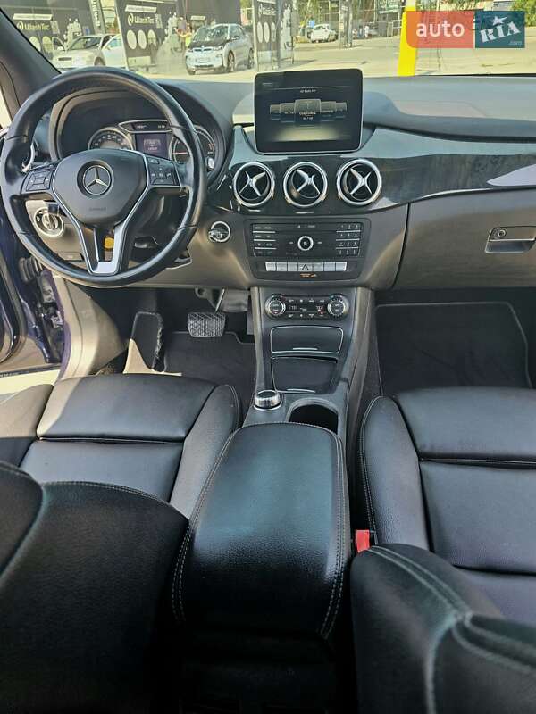 Хетчбек Mercedes-Benz B-Class 2016 в Чернівцях