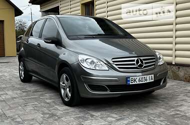 Хетчбек Mercedes-Benz B-Class 2007 в Сарнах