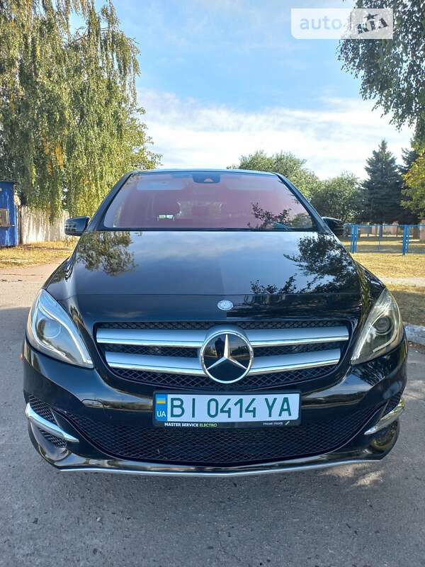Хэтчбек Mercedes-Benz B-Class 2015 в Лубнах
