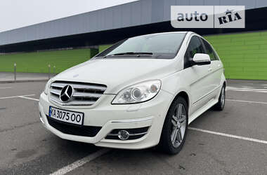 Хэтчбек Mercedes-Benz B-Class 2010 в Киеве