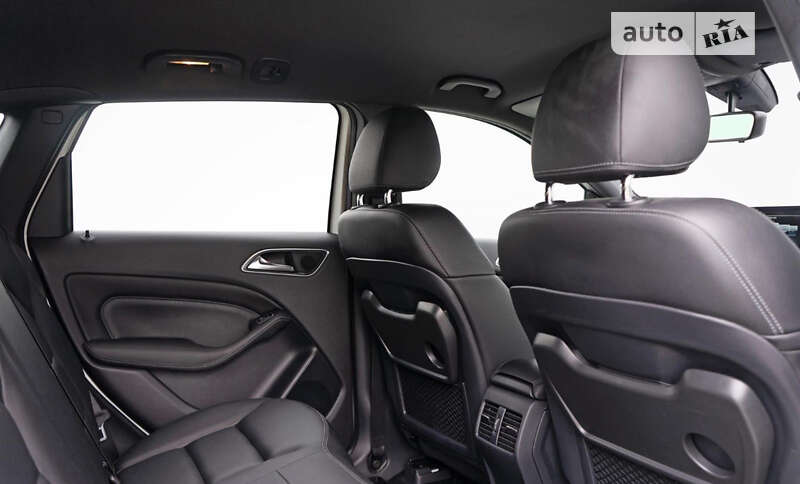 Хэтчбек Mercedes-Benz B-Class 2016 в Киеве