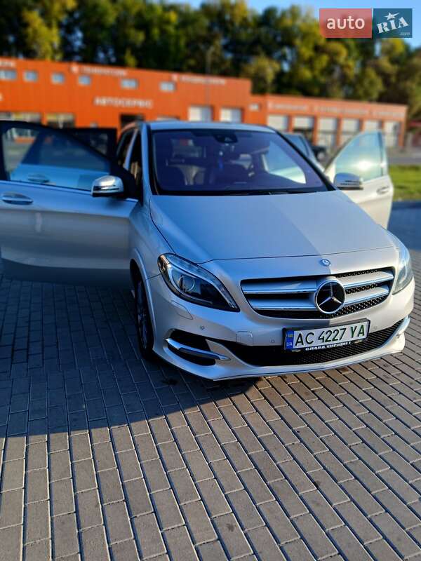 Хэтчбек Mercedes-Benz B-Class 2014 в Луцке