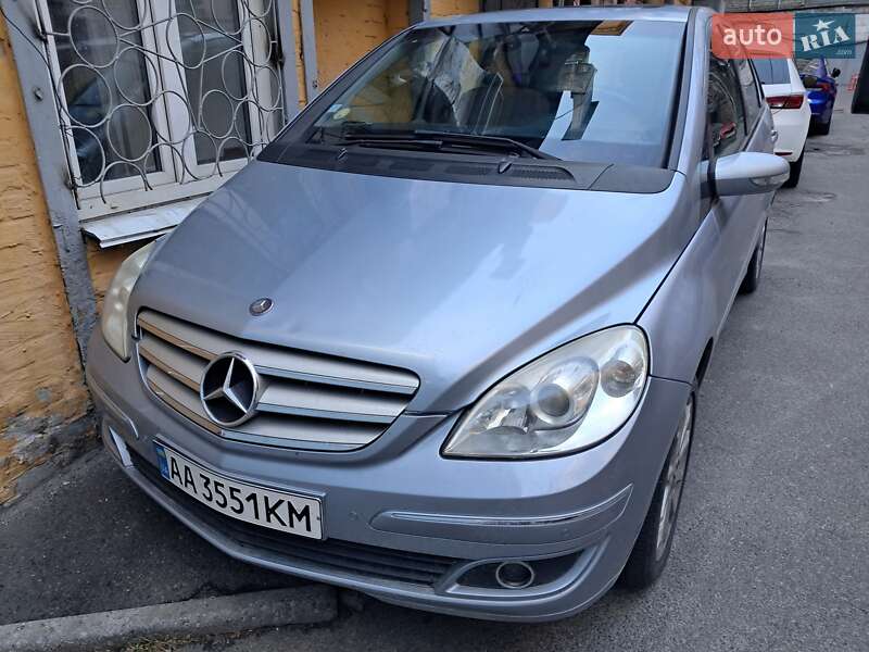 Хэтчбек Mercedes-Benz B-Class 2007 в 