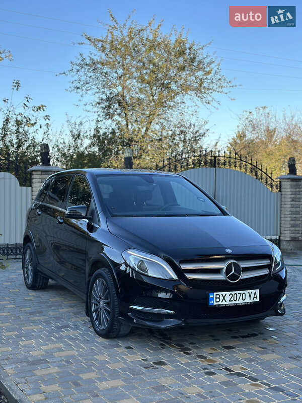 Mercedes-Benz B-Class 2016