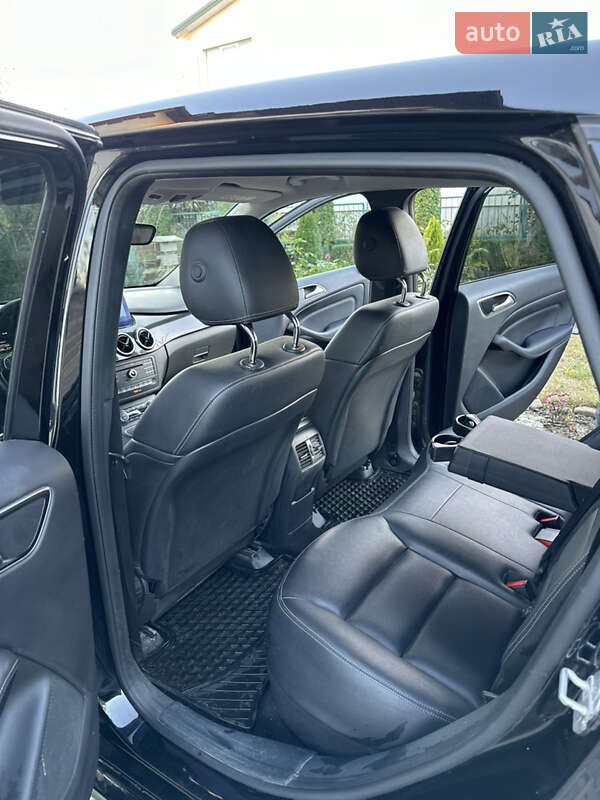 Хетчбек Mercedes-Benz B-Class 2016 в Дунаївцях