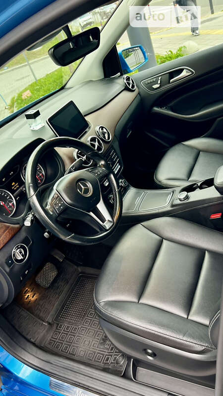 Хэтчбек Mercedes-Benz B-Class 2015 в Львове