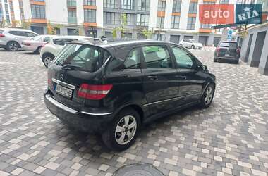 Хэтчбек Mercedes-Benz B-Class 2009 в Ивано-Франковске