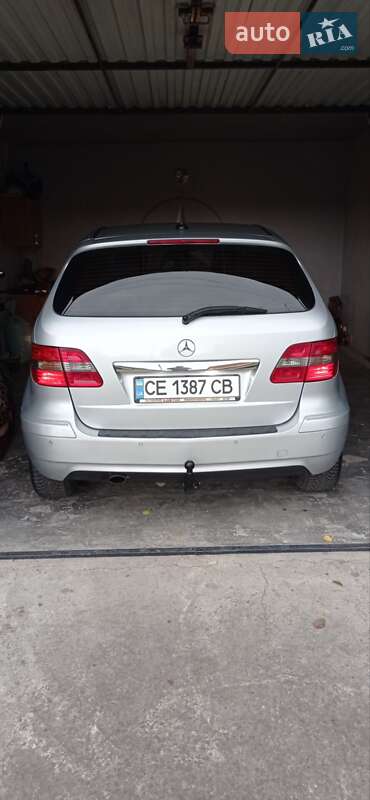 Хэтчбек Mercedes-Benz B-Class 2011 в Новоселице