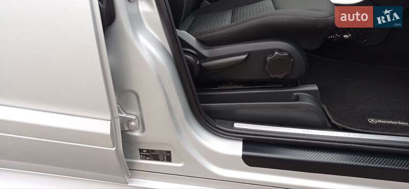 Хэтчбек Mercedes-Benz B-Class 2011 в Новоселице