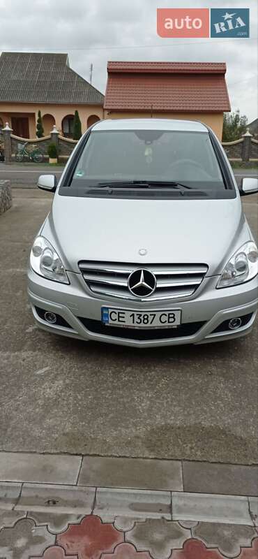 Хэтчбек Mercedes-Benz B-Class 2011 в Новоселице