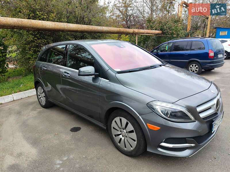 Хэтчбек Mercedes-Benz B-Class 2016 в Одессе