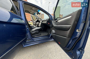 Хэтчбек Mercedes-Benz B-Class 2011 в 