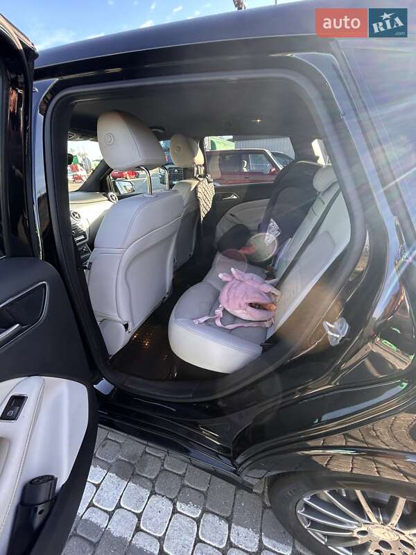 Хэтчбек Mercedes-Benz B-Class 2015 в Солонке