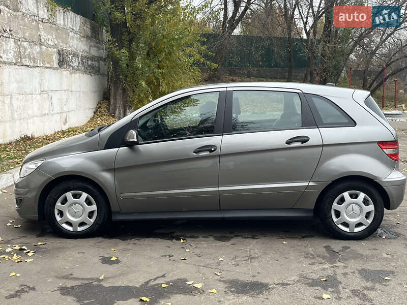 Хэтчбек Mercedes-Benz B-Class 2005 в Киеве фото 4 Хэтчбек Mercedes-Benz B-Class 2005 в Киеве