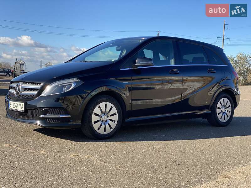 Хэтчбек Mercedes-Benz B-Class 2017 в Одессе