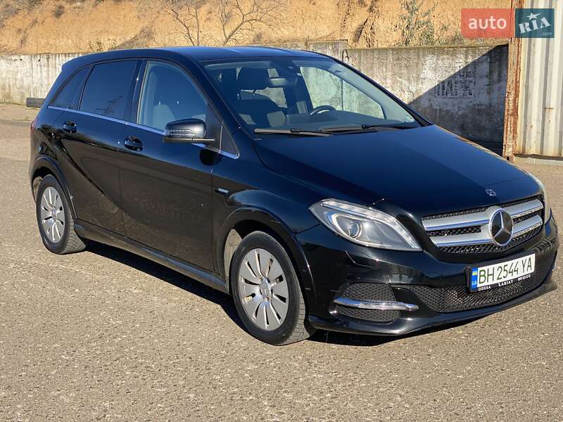 Хэтчбек Mercedes-Benz B-Class 2017 в Одессе