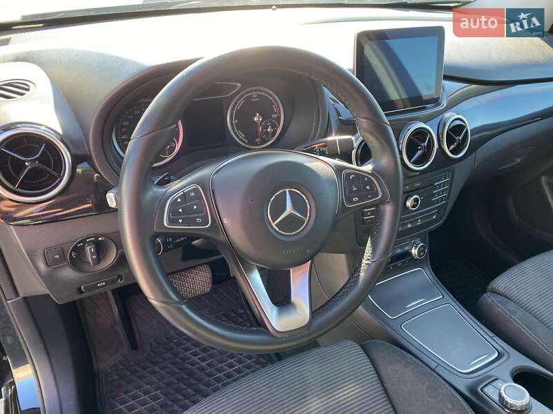 Хэтчбек Mercedes-Benz B-Class 2017 в Одессе