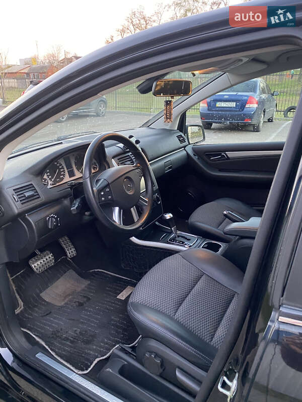 Хетчбек Mercedes-Benz B-Class 2010 в Дніпрі