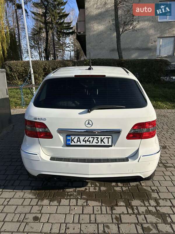 Хэтчбек Mercedes-Benz B-Class 2010 в Черновцах