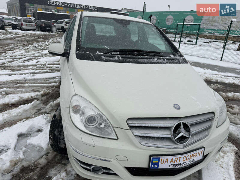 Хэтчбек Mercedes-Benz B-Class 2011 в Киеве