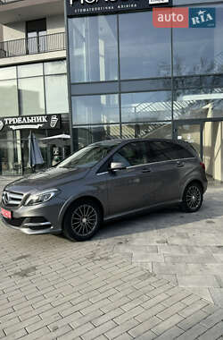 Хэтчбек Mercedes-Benz B-Class 2016 в Ужгороде