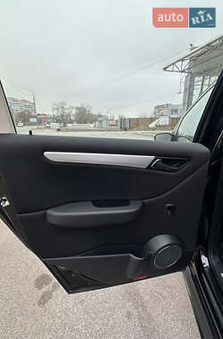 Хэтчбек Mercedes-Benz B-Class 2007 в 